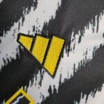 Juventus Cristiano Ronaldo 7 Heimtrikot Kinder Minikit 2023-2024