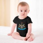 Newcastle United Baby Bodysuit Strampler Schlafanzug Mit Kurzen Ärmeln