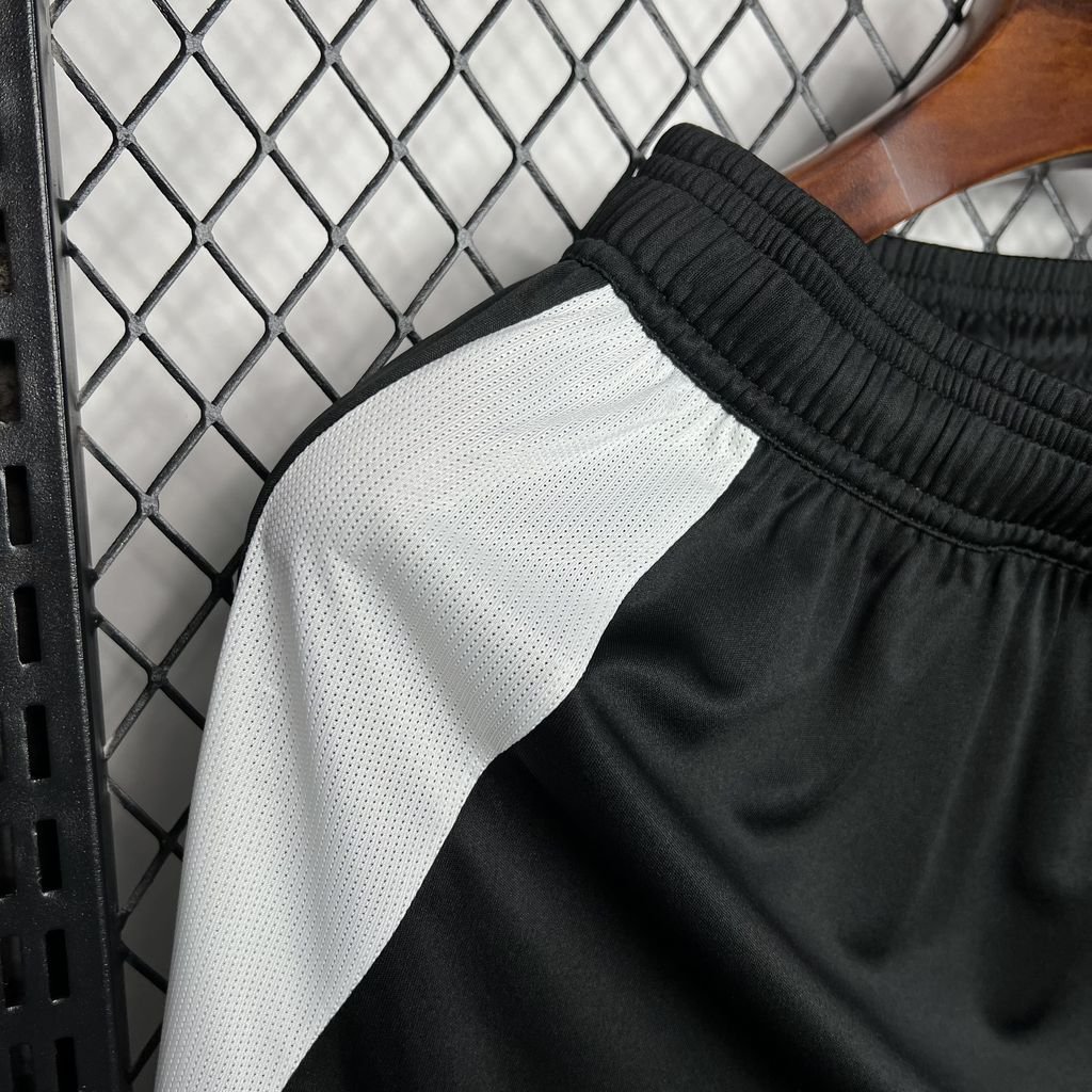 Juventus Home Short 2024-2025 - Schwarz Juventus Home Short 2024-2025 - Schwarz