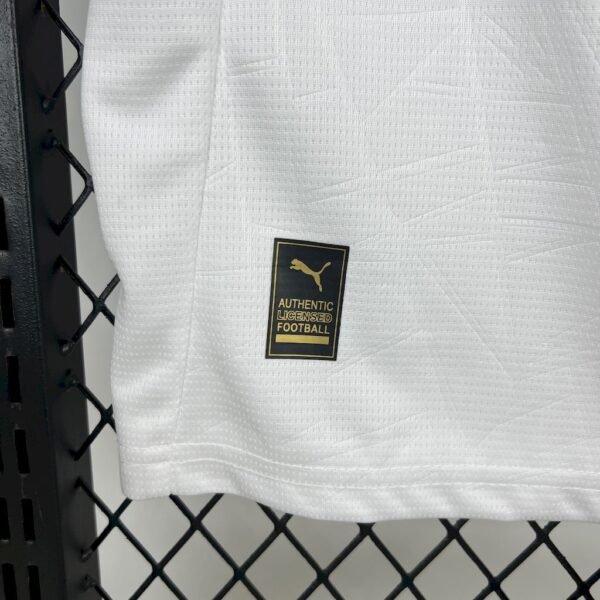 FC Valencia Home Trikot 2025-2026