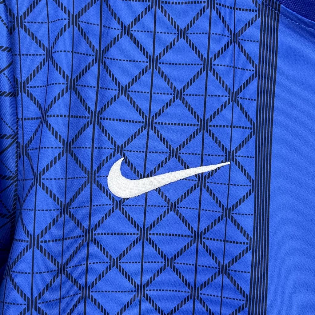 Paris Saint-Germain Per-Match Trainingstrikot 2025-2026 - Blau Paris Saint-Germain Per-Match Trainingstrikot 2025-2026 - Blau