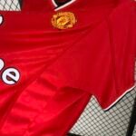 Manchester United Retro Home Trikot 2003-2004