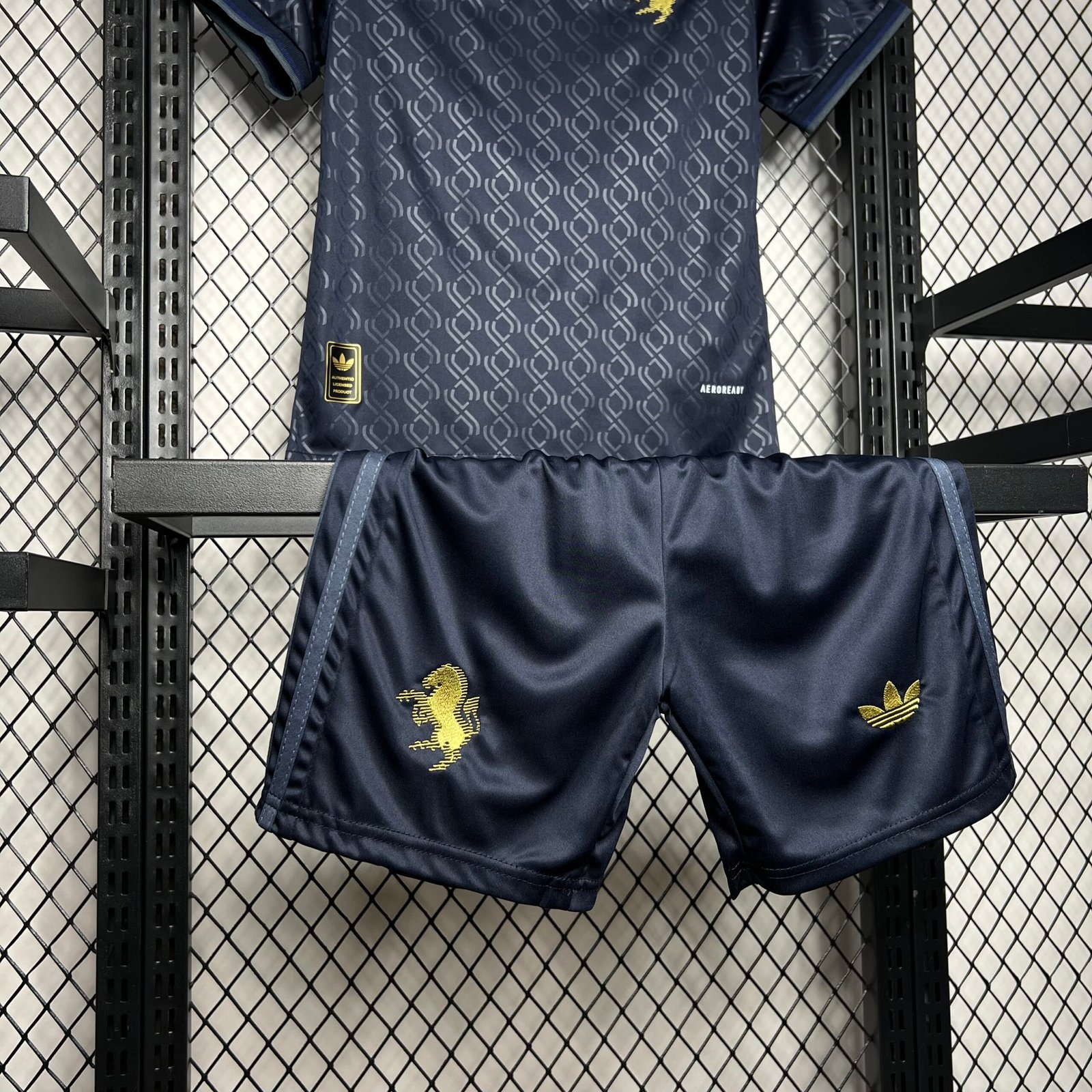 Juventus Cristiano Ronaldo 7 Third Trikot Kinder 2024-2025 Juventus Cristiano Ronaldo 7 Third Trikot Kinder 2024-2025
