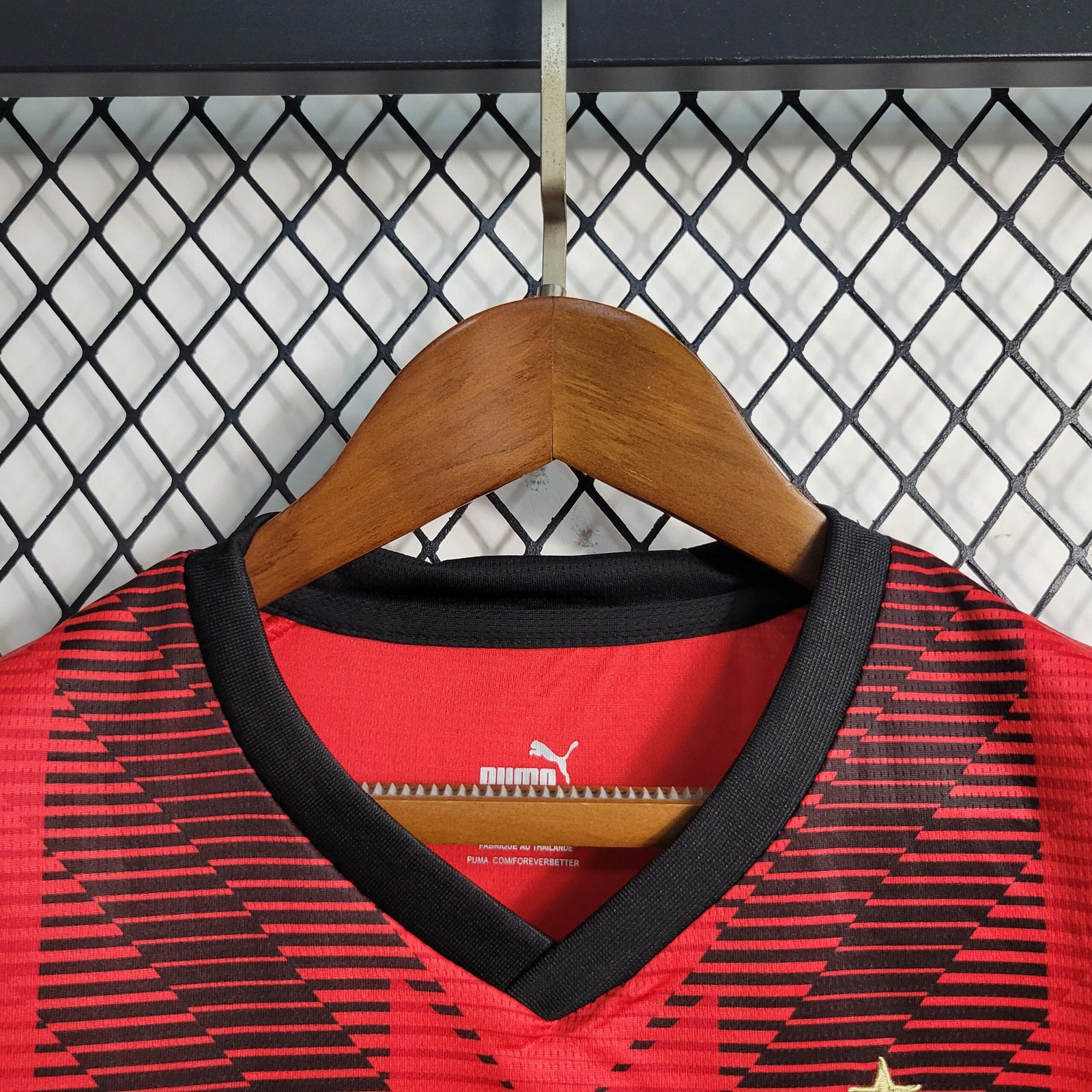 AC Mailand Heimtrikot Kinder 2023-2024 AC Mailand Heimtrikot Kinder 2023-2024