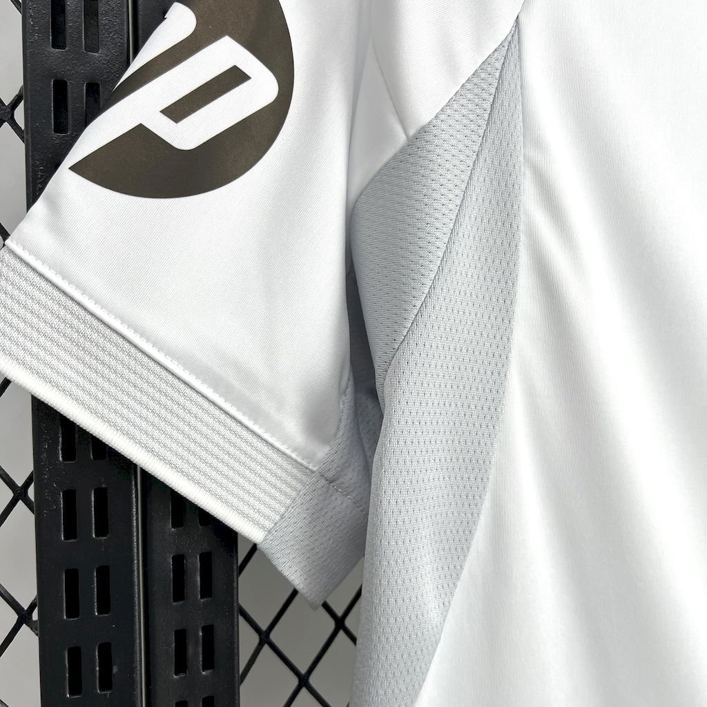 Real Madrid Arda Güler 15 Home Trikot 2025-2026 Real Madrid Arda Güler 15 Home Trikot 2025-2026