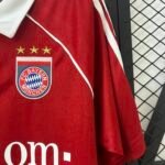 FC Bayern München Retro Home Trikot 2005-2006
