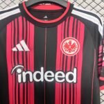 Eintracht Frankfurt Heim Trikot 26/27 – Ansicht 3