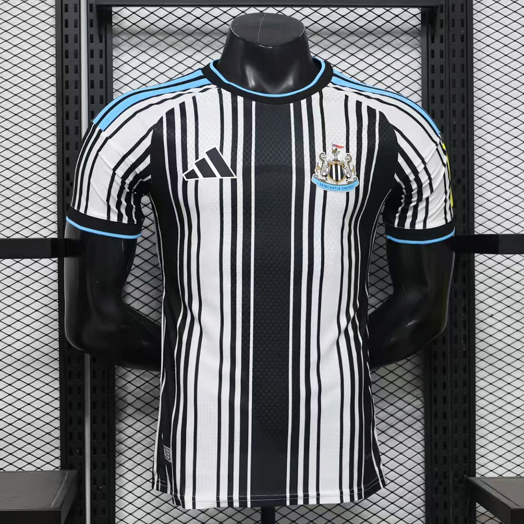 26_27-Newcastle-United-Home-Player-Version-Soccer-Jersey-1